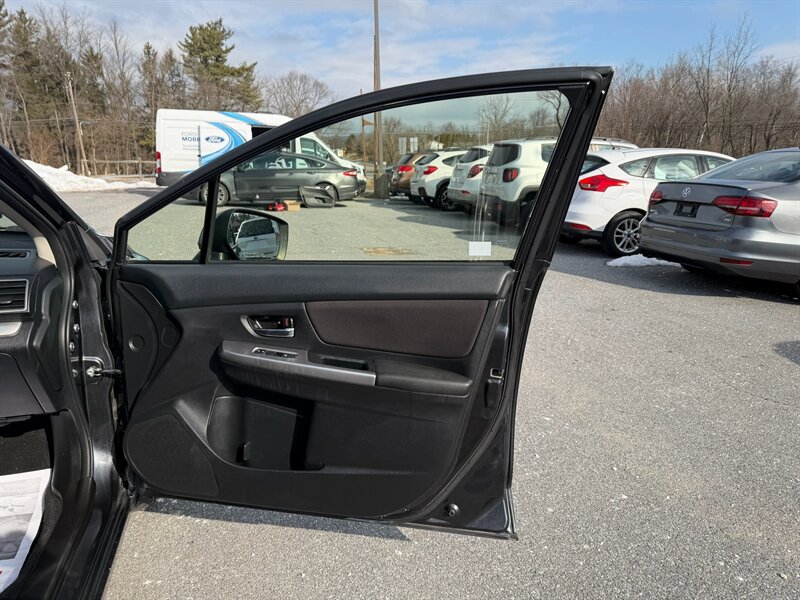 2016 Subaru Impreza 2.0i Premium - Photo 16 - Jonestown, PA 17038