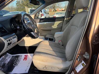 2011 Subaru Outback 2.5i Premium - Photo 6 - Jonestown, PA 17038