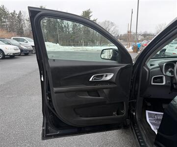 2013 Chevrolet Equinox LT   - Photo 9 - Jonestown, PA 17038