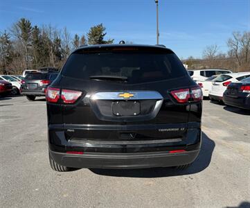 2016 Chevrolet Traverse LT   - Photo 7 - Jonestown, PA 17038