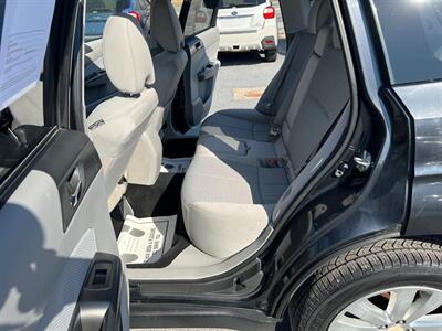 2012 Subaru Forester 2.5X Premium   - Photo 12 - Jonestown, PA 17038