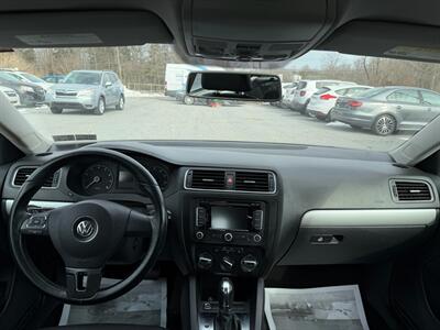 2011 Volkswagen Jetta SEL PZEV   - Photo 18 - Jonestown, PA 17038