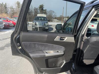 2010 Subaru Forester 2.5X Premium   - Photo 17 - Jonestown, PA 17038