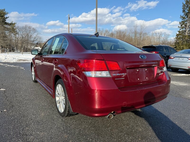 2011 Subaru Legacy 2.5i Limited - Photo 7 - Jonestown, PA 17038