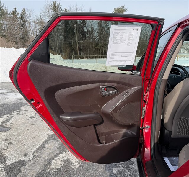 2015 Hyundai TUCSON GLS - Photo 13 - Jonestown, PA 17038