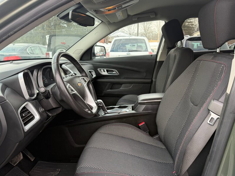 2015 Chevrolet Equinox LT - Photo 10 - Jonestown, PA 17038