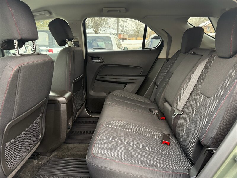 2015 Chevrolet Equinox LT - Photo 12 - Jonestown, PA 17038