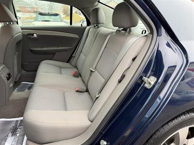 2012 Chevrolet Malibu LT - Photo 11 - Jonestown, PA 17038