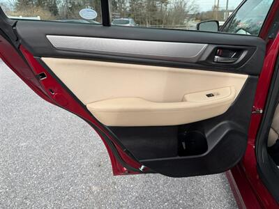2016 Subaru Legacy 2.5i Premium - Photo 11 - Jonestown, PA 17038