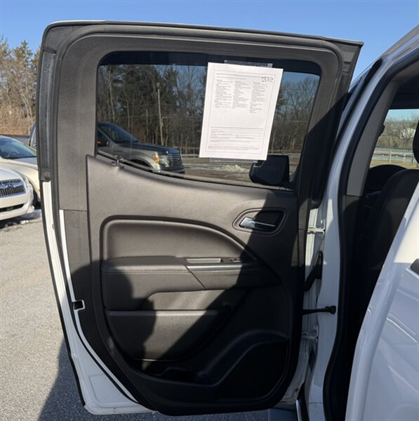 2018 GMC Canyon All Terrain - Photo 12 - Jonestown, PA 17038