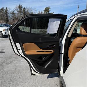 2017 Buick Encore Premium   - Photo 11 - Jonestown, PA 17038