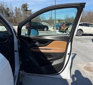 2017 Buick Encore Premium   - Photo 18 - Jonestown, PA 17038