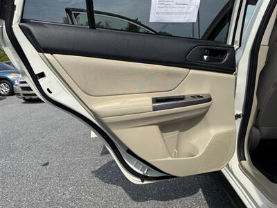 2015 Subaru XV Crosstrek 2.0i Premium   - Photo 12 - Jonestown, PA 17038