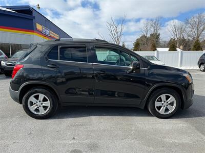 2016 Chevrolet Trax LT - Photo 5 - Jonestown, PA 17038