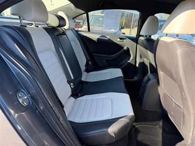 2016 Volkswagen Jetta 1.8T Sport   - Photo 15 - Jonestown, PA 17038