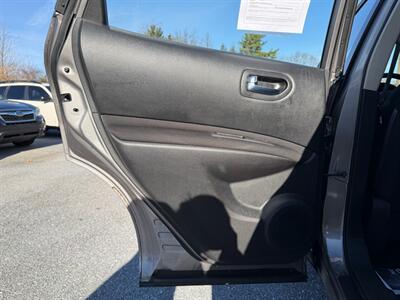 2015 Nissan Rogue Select S - Photo 11 - Jonestown, PA 17038