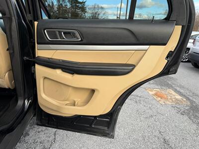 2016 Ford Explorer XLT   - Photo 15 - Jonestown, PA 17038