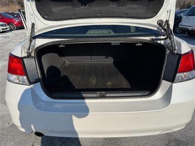 2014 Subaru Legacy 2.5i Premium   - Photo 14 - Jonestown, PA 17038