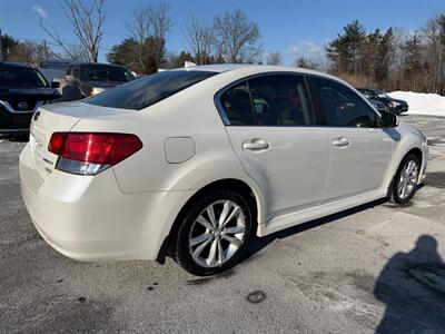 2014 Subaru Legacy 2.5i Premium   - Photo 6 - Jonestown, PA 17038