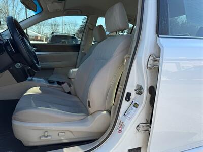 2014 Subaru Legacy 2.5i Premium   - Photo 10 - Jonestown, PA 17038