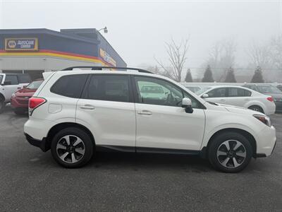 2018 Subaru Forester 2.5i Premium   - Photo 5 - Jonestown, PA 17038