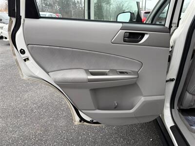 2009 Subaru Forester 2.5 X   - Photo 12 - Jonestown, PA 17038