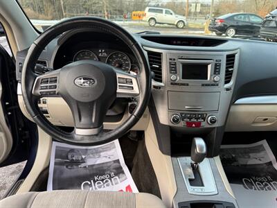 2014 Subaru Legacy 2.5i Premium   - Photo 18 - Jonestown, PA 17038