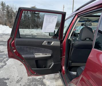 2009 Subaru Forester 2.5 X Premium   - Photo 12 - Jonestown, PA 17038