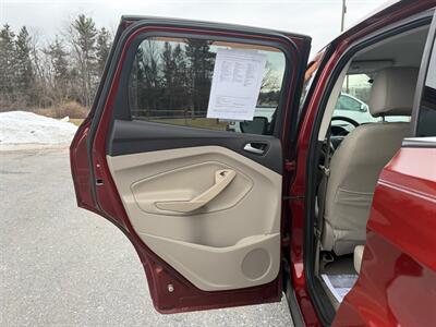 2014 Ford Escape SE   - Photo 11 - Jonestown, PA 17038