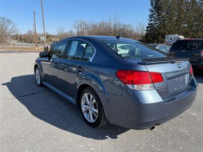2013 Subaru Legacy 2.5i Limited   - Photo 8 - Jonestown, PA 17038