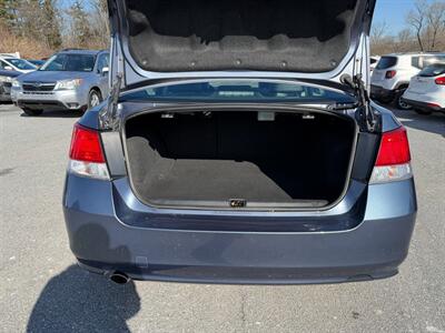 2013 Subaru Legacy 2.5i Limited   - Photo 14 - Jonestown, PA 17038