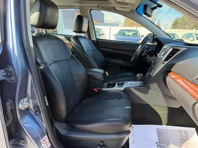 2013 Subaru Legacy 2.5i Limited   - Photo 23 - Jonestown, PA 17038