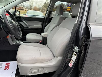 2015 Subaru Forester 2.5i Premium   - Photo 9 - Jonestown, PA 17038