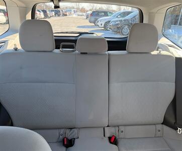 2015 Subaru Forester 2.5i   - Photo 18 - Jonestown, PA 17038