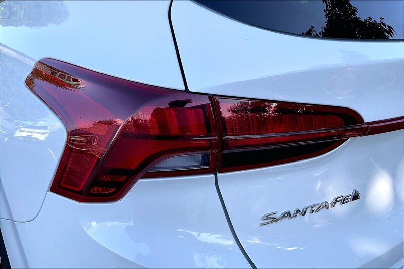 2021 Hyundai SANTA FE SE - Photo 28 - Ponce, AL 00717