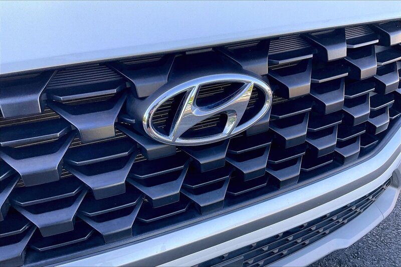 2021 Hyundai SANTA FE SE - Photo 29 - Ponce, AL 00717