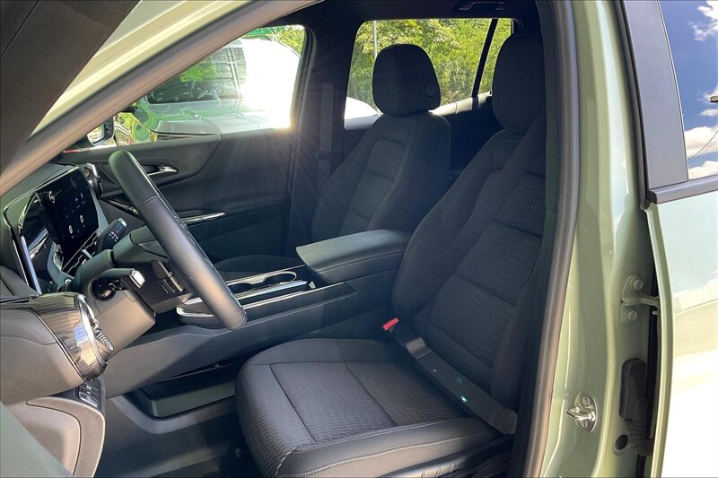 2025 Chevrolet Equinox LT - Photo 24 - Ponce, AL 00717