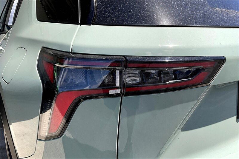 2025 Chevrolet Equinox LT - Photo 28 - Ponce, AL 00717