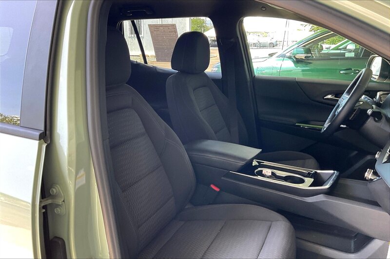 2025 Chevrolet Equinox LT - Photo 7 - Ponce, AL 00717