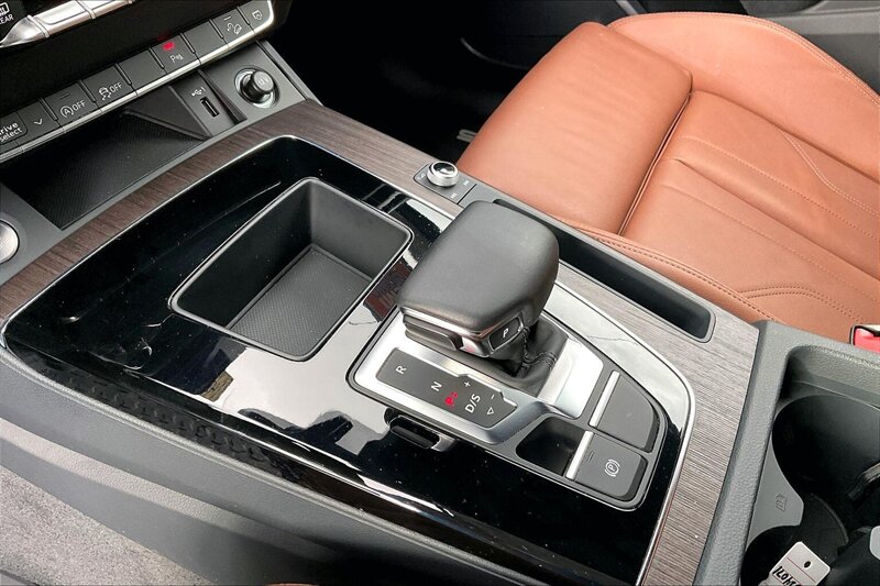 2024 Audi Q5 quattro S line Premium 45 - Photo 17 - Ponce, AL 00717