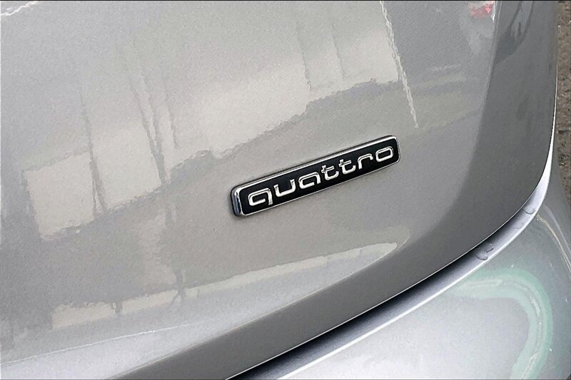 2024 Audi Q5 quattro S line Premium 45 - Photo 8 - Ponce, AL 00717