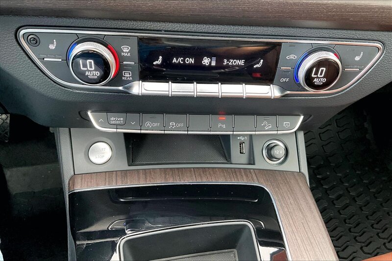 2024 Audi Q5 quattro S line Premium 45 - Photo 32 - Ponce, AL 00717