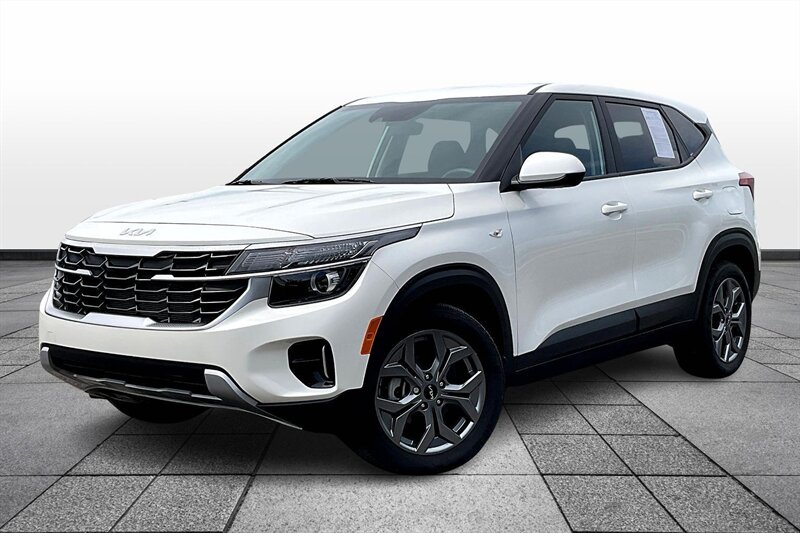 2024 Kia Seltos LX - Photo 2 - Ponce, AL 00717