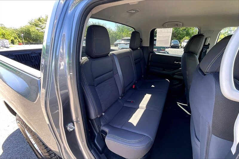 2024 Nissan Frontier SV - Photo 28 - Ponce, AL 00717