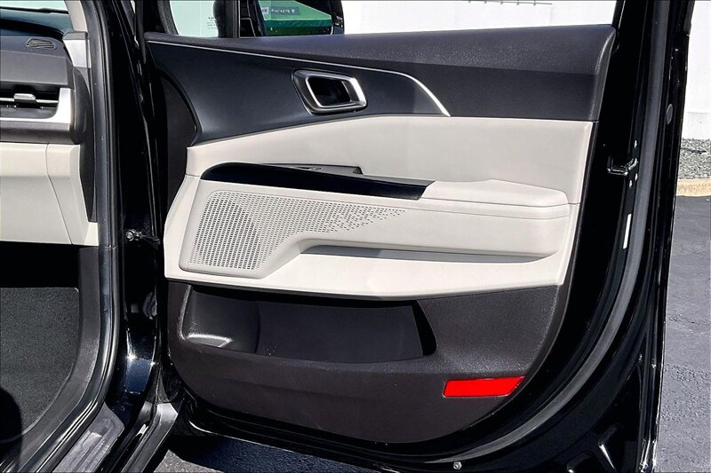 2024 Kia Carnival LX - Photo 24 - Ponce, AL 00717