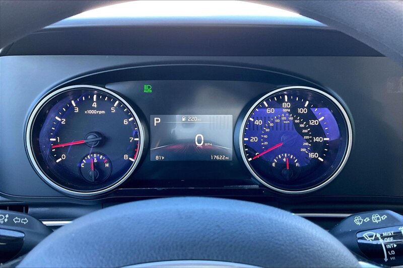 2024 Kia Carnival LX - Photo 20 - Ponce, AL 00717