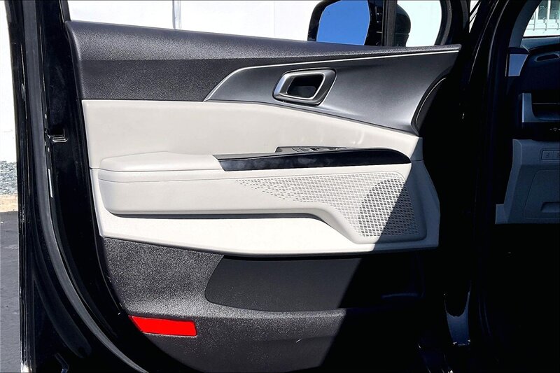 2024 Kia Carnival LX - Photo 23 - Ponce, AL 00717