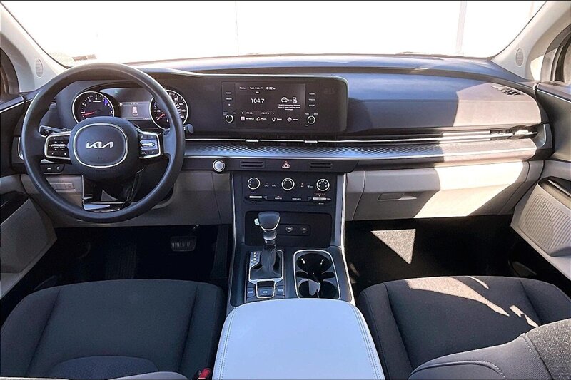 2024 Kia Carnival LX - Photo 15 - Ponce, AL 00717