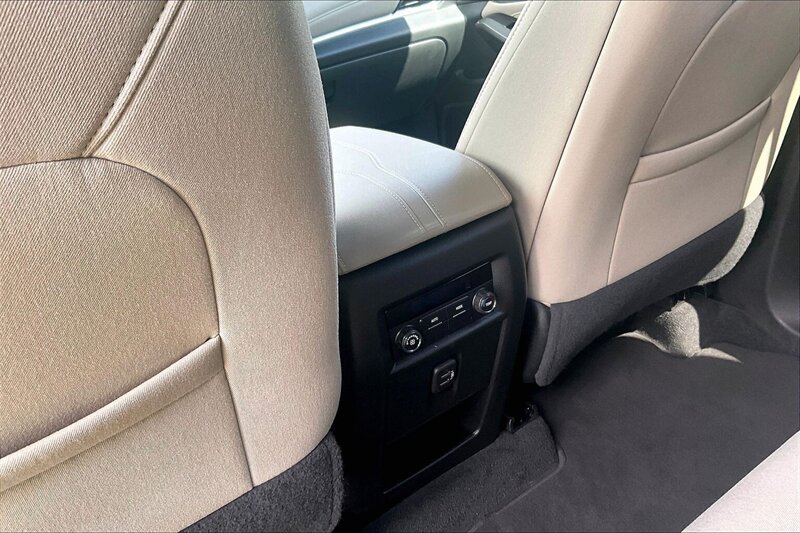 2023 Chevrolet Traverse LS - Photo 33 - Ponce, AL 00717