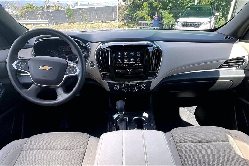2023 Chevrolet Traverse LS - Photo 14 - Ponce, AL 00717